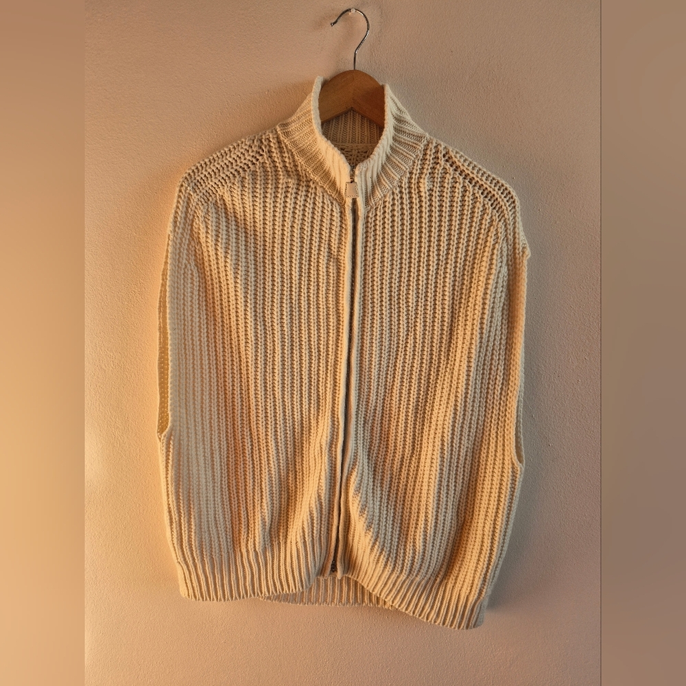 100% Cashmere Zip Front Sweater Vest By Akris Switzerland Medium/Large